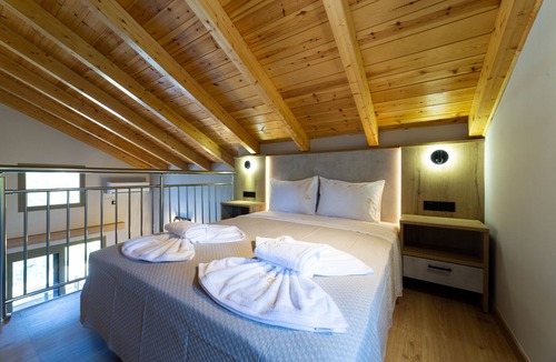 Agia Thekli House | Sky View Suites Kefalonia