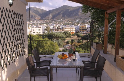 Limenas Chersonisou Apartment | Small Amazing studio Mountain View