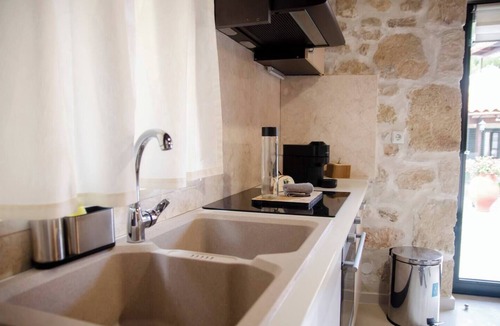 Pirgou Villa | Small Villa Pyrgou with Shared Swimming Pool