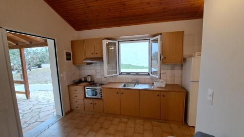 Spartia Apartment | Sofia apartments Kefalonia