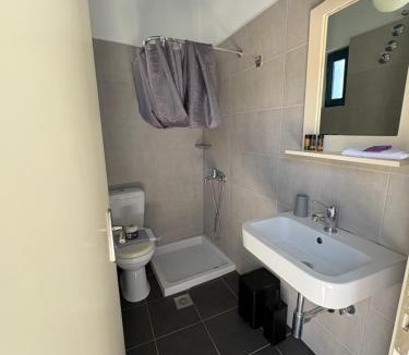 Loutro House | Sofia Rooms
