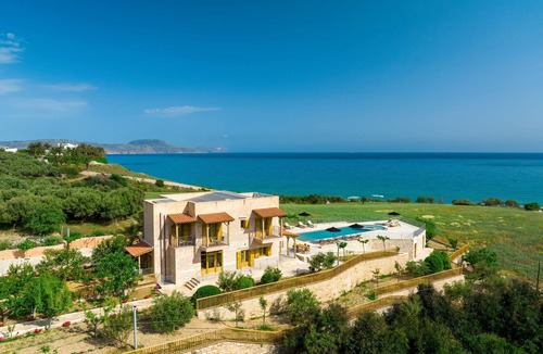 Filaki Villa | Solitude, Chromatic Sunsets and Superior Sea Views