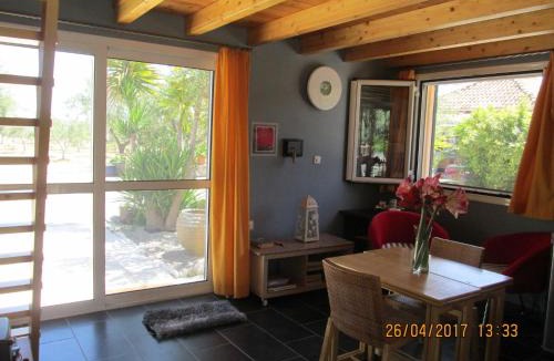 Messini House | Spacious chalet on a plot of 4000m2 with fruit trees near the beach in Messinia
