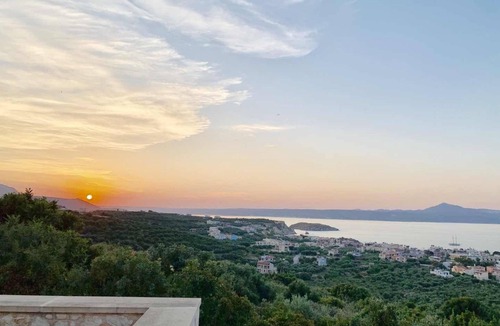 Almyrida Villa | Spectacular sea view-Private Pool-Unlimited WiFi-Walking Distance to Beach