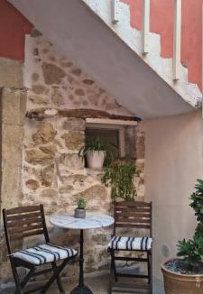 Ayios Thomas House | St Thomas House