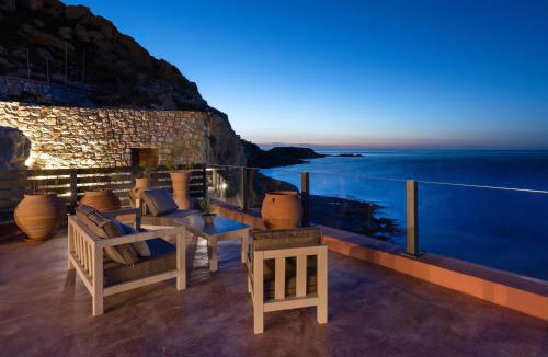 Stegna Hotel | Stone Luxury Suites - Adults Only