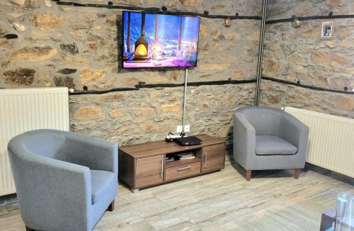 Perasma House | Stone Villa "To Petrino"