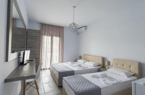 Agia Paraskevi House | STRAWBERRY Skiathos