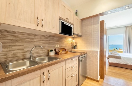 Lakones Apartment | Studio Apartment 'Angela 1' with Sea View, Wi-Fi and Air Conditioning