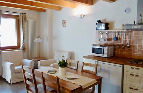 Gignod Apartment | Studio With Panoramic View