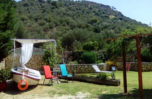 Mazarakata House | Stunning Villa Close to St. George's Castle