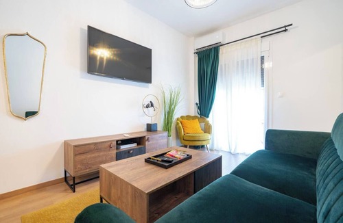 Omonia Apartment | Stylish Metaxourgio 3 pers apart by MPS