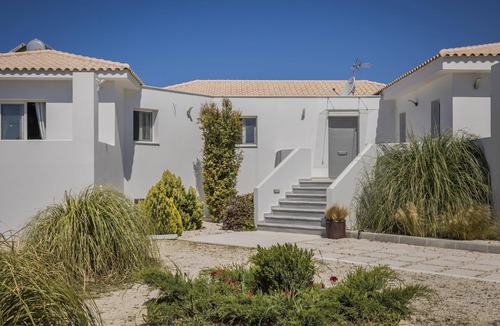 Svoronata Villa | Stylish Villa, A/C, Private Pool, Fabulous Location - Just 5mins walk to Tavernas & Ai Helis Beach!