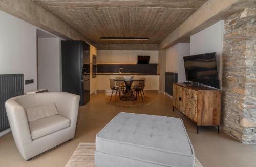 Nea Styra Villa | Styra stone house villa