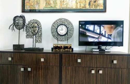 Perama Apartment | Suite of light rooms