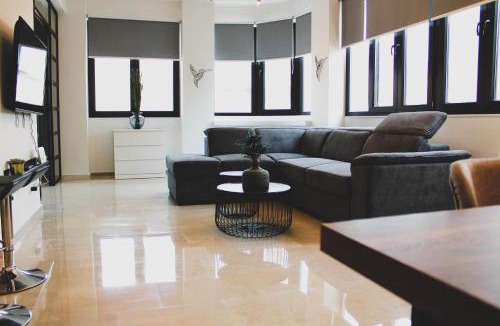 Volos City Centre Apartment | Sunlight - Volos City Center [Spacious Modern Apartments]