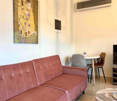 Stavroupoli Apartment | Sunny studio