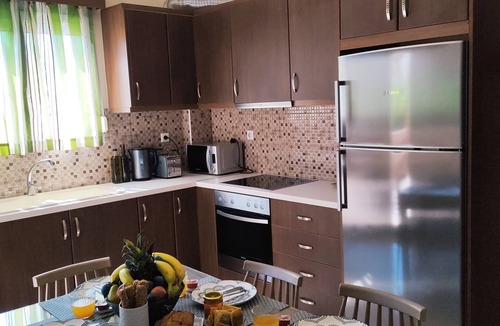 Monopari House | Sunrise Residence