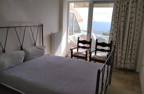 Nea Michaniona Apartment | Super view seafront apartment