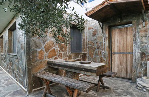 Agios Kirykos House | Superior Apartment Andromeda by Captain Ikaros
