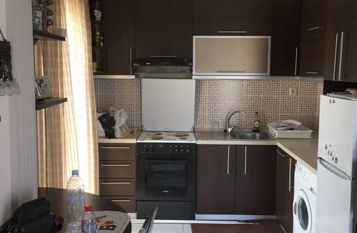 Katerini Apartment | Sweet family home walk to the beach