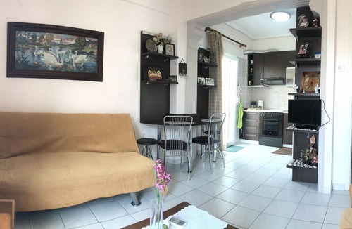 Katerini Apartment | Sweet family home walk to the beach