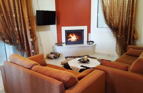 Mavromati House | Sweet Little Home Trikala