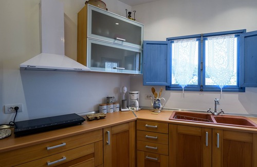 Zia House | The Aegean blue country house Old Milos