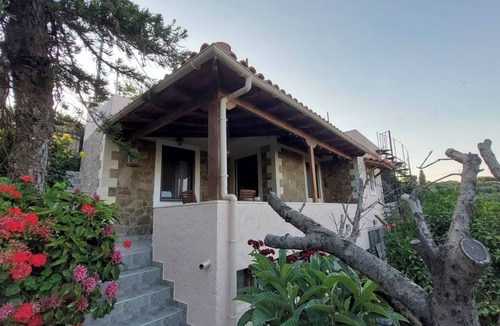 Pefki Cottage | The Garden House, Sitia