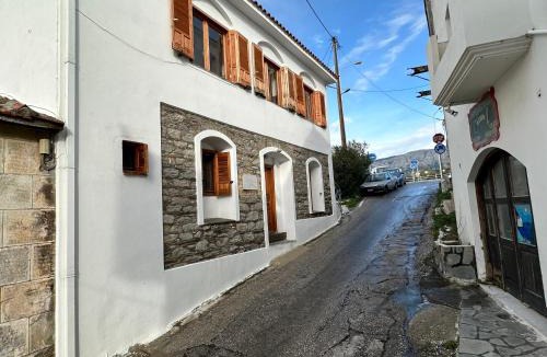 Evdilos House | The Icarian resort " Dourediko" by BRP-PROPERTIES