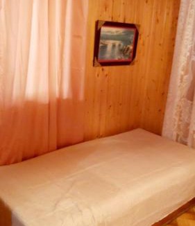 Melissourgoi House | The log house in the village