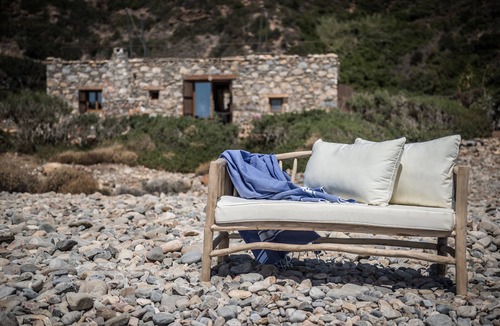Livadia House | The Old Beach House - A house by the sea to reconnect with yourself