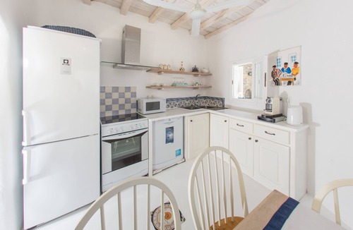 Fanari House | "The Pomegranate" love nest with a romantic view of the sea, Tinos and the Lighthouse