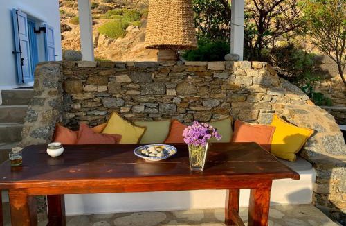 Faros Armenistis House | The Seaview Lodge