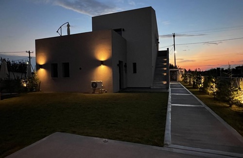 Nea Iraklia Apartment | Theasea Luxury Suites- Bungalow 2
