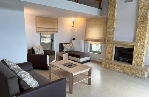 Theologos House | Theologos Ridge