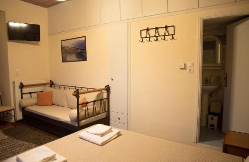 Ano Doliana House | Tholos