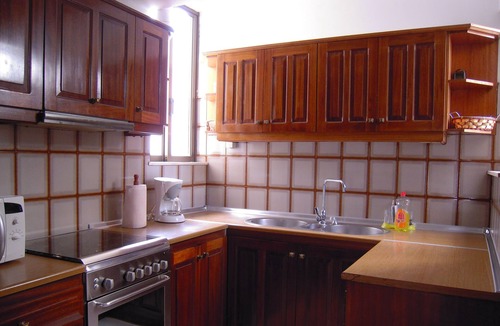 Kolokinthou Condo | Three bedroom apartment in historic neighborhood