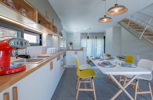 Melissi Apartment | Three Bedroom Melissi Villa ΙΙ with View Sea View