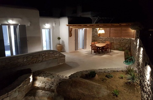 Paraga Villa | To other view βρίσκεται μόλις 3’από την πιο διασημη παραλία της Μυκόνου