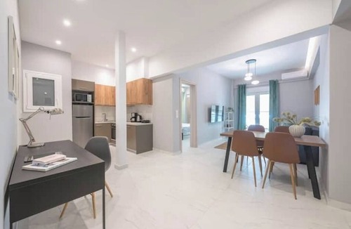 Kallithea Apartment | Top Ten Lux