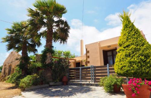 Rodhopos Villa | Traditional Cretan Villa