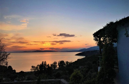 Lefokastron Villa | Traditional Luxury House Kedavros