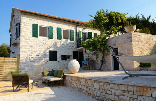 Kourteika Villa | Traditional stone house with unique sea views