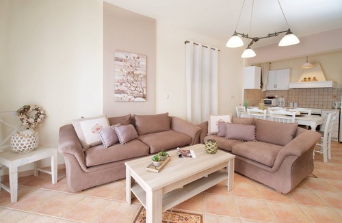 Karavados Villa | Trapezaki Villas