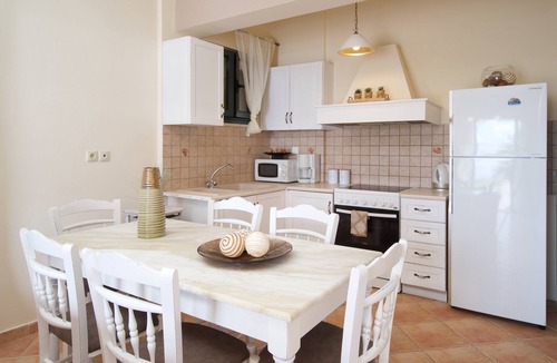 Karavados Villa | Trapezaki Villas