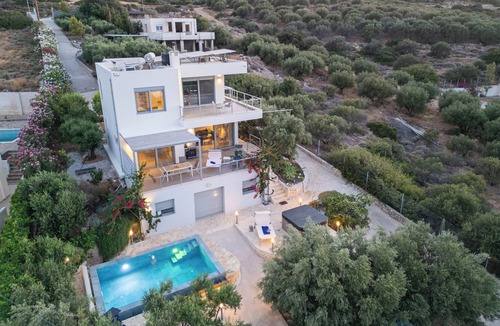 Lassithi Prefecture Villa | Traumvilla mit Beheizbarem Pool