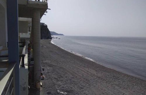 Archanes-Asterousia House | Tris Ekklisies Seaside Beach Apartment