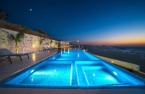 Zerviana Villa | Twin Villas with private pools overlooking Falasarna beach Alkinoos & Nausika