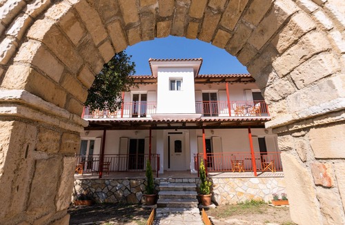 Planos Apartment | Two Bedroom Apartment with Balcony - Mysa Nature Apartments